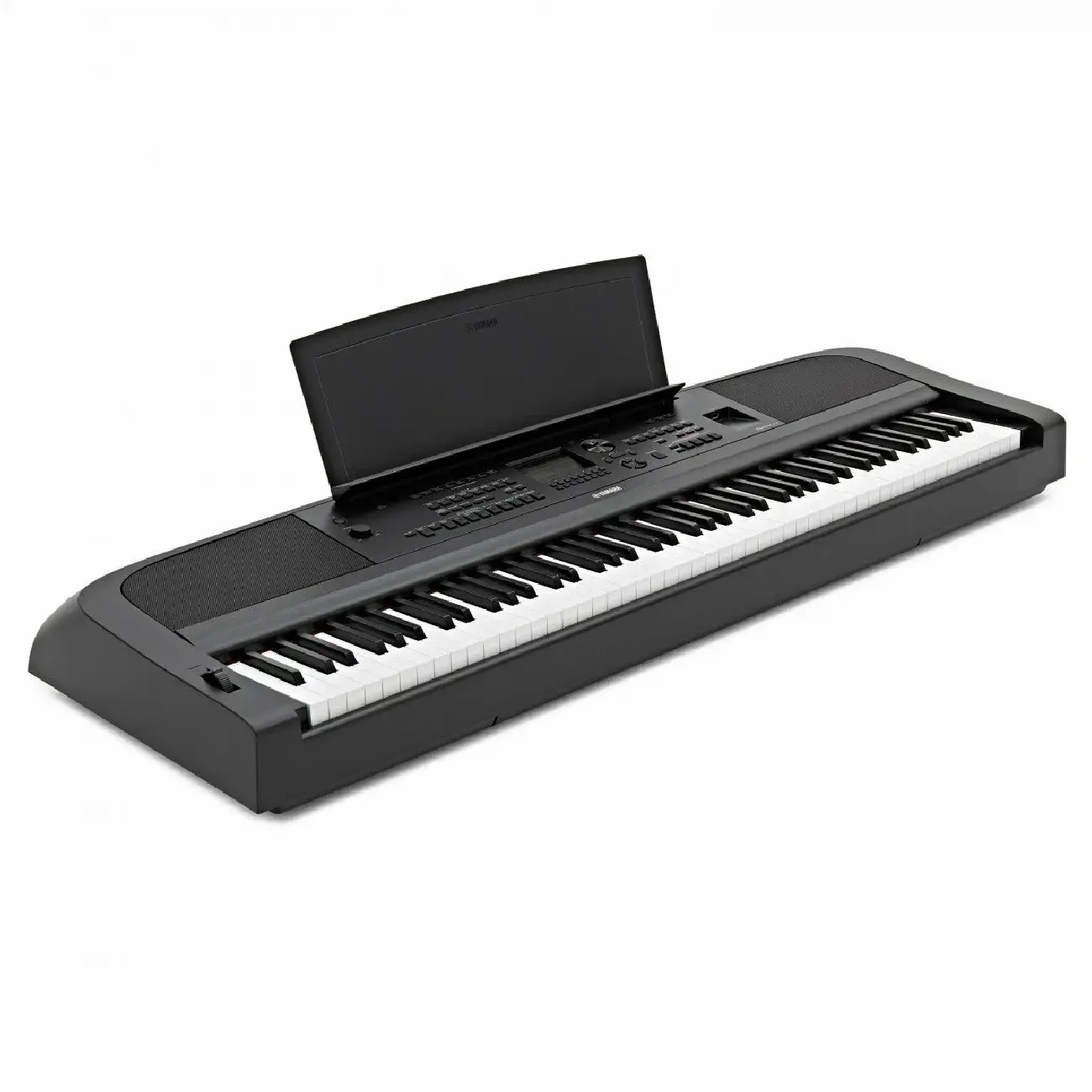 Цифровое пианино YAMAHA DGX-670