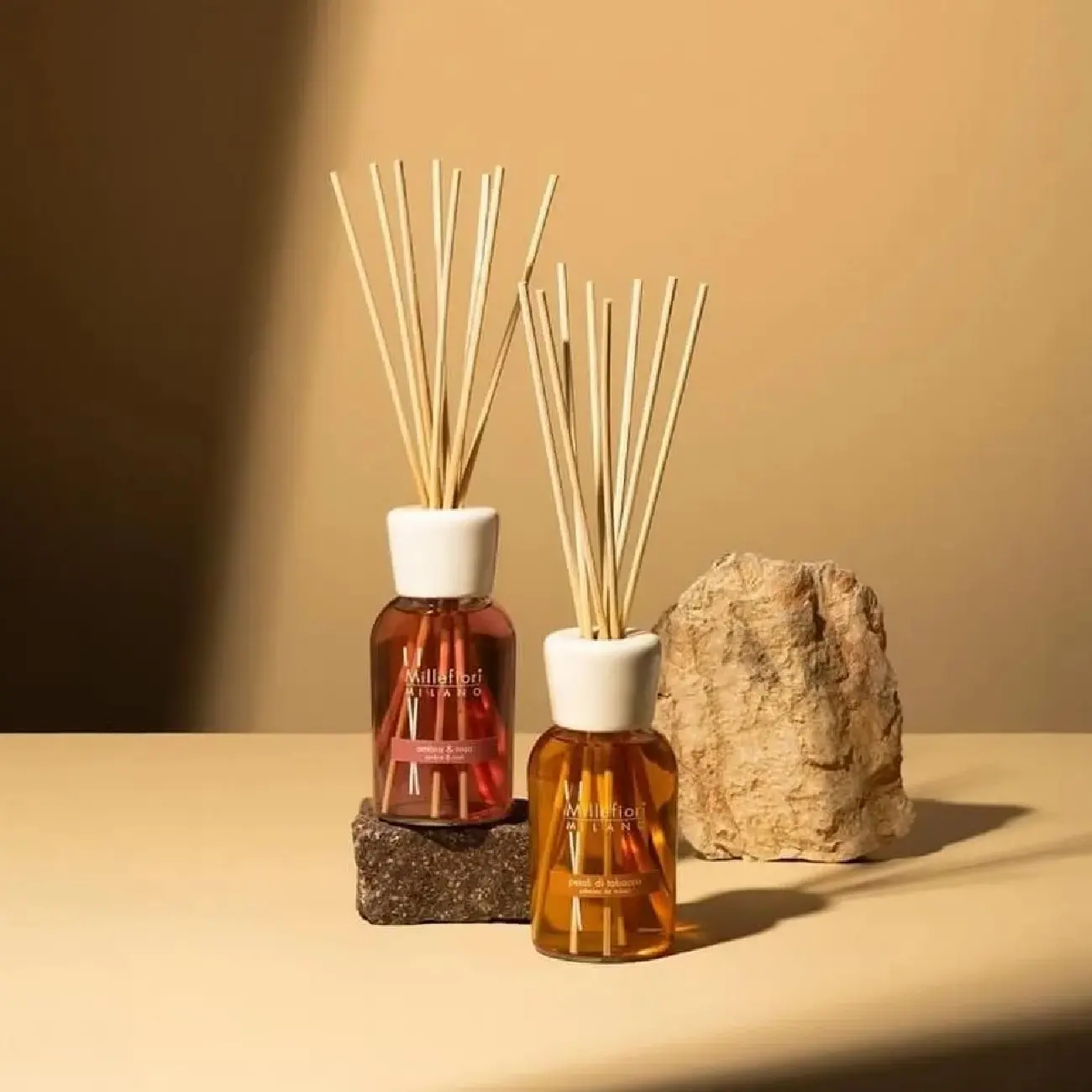 Diffuzor Millefiori Milano 250 ml Petali Di Tobacco